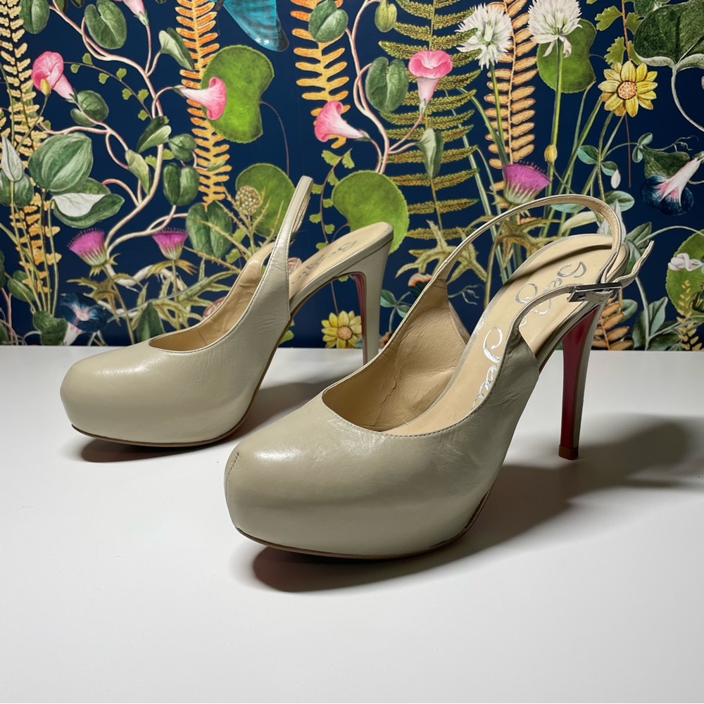 Red bottom nude leather pumps - Sergio Zelcer